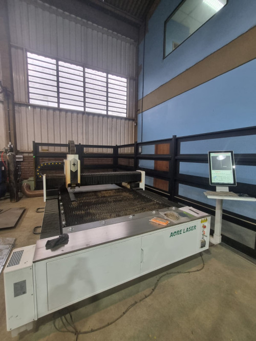 Máquina de Corte a Laser